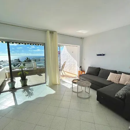 Ocean Kiss Apartment